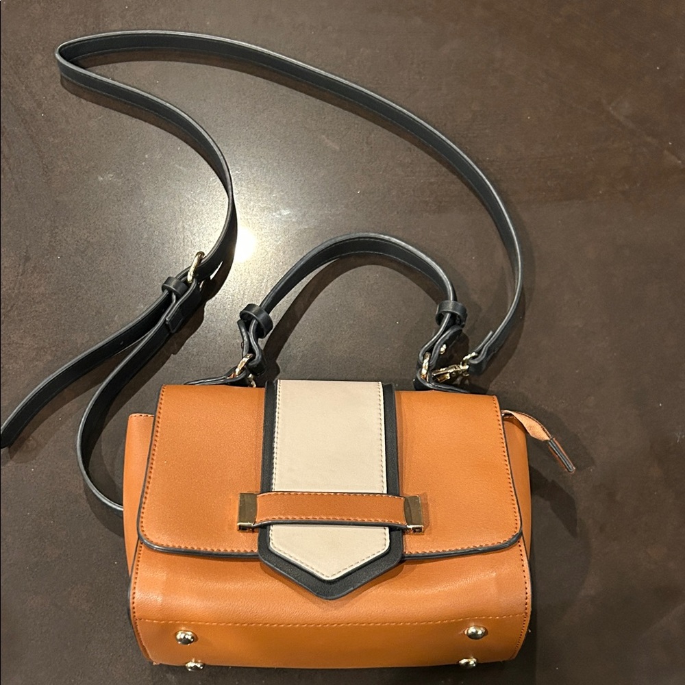 Melie Bianco Tan and Cream Crossbody Bag